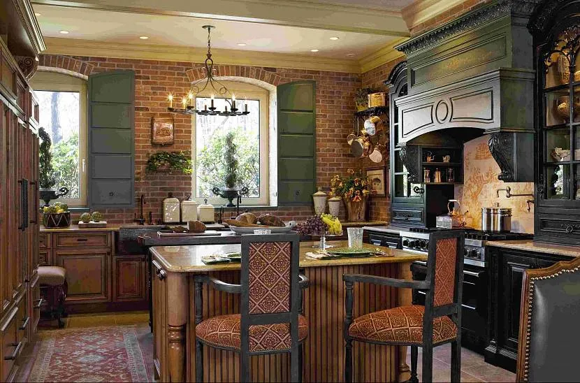 Wnętrze kuchni w stylu wiejskim